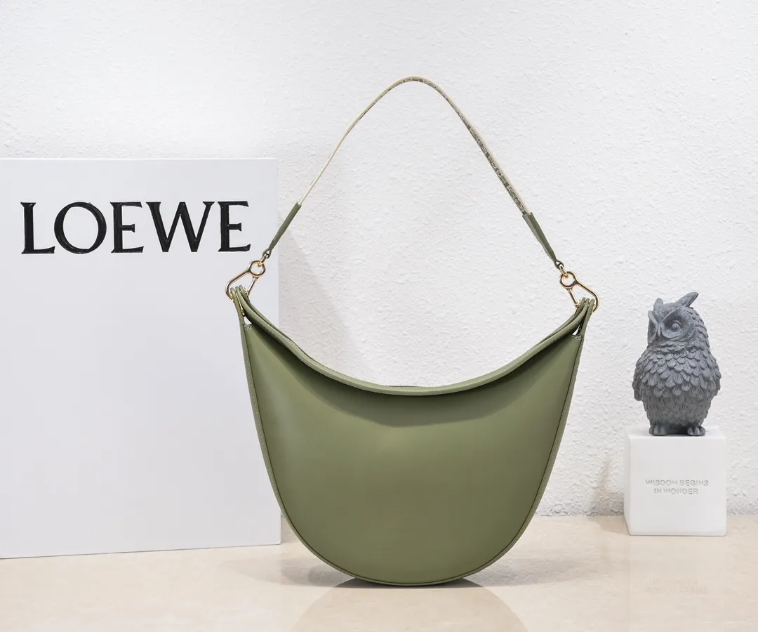 Loewe color collection chart